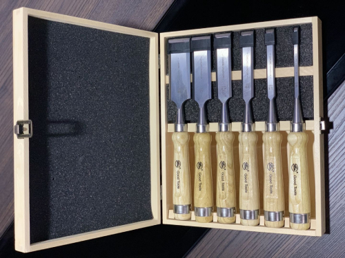 6 pcs/set wood chisels with wooden box